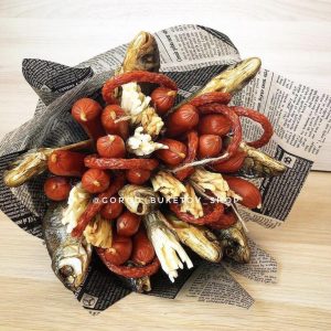 Букет из рыбы и колбасок №1 — Букеты из колбасы
