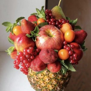 Букет в ананасе №146 — Букет из фруктов и ягод