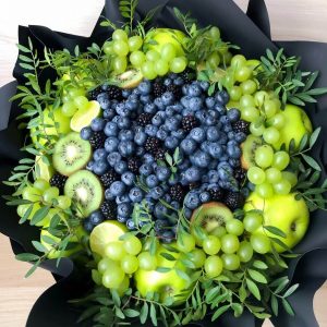 Букет ягодный №141 — Букеты из садовых фруктов