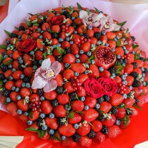 Букет из ягод №111 — Букеты из клубники