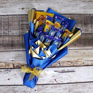 Букет с шоколадом №234 — Букеты из конфет