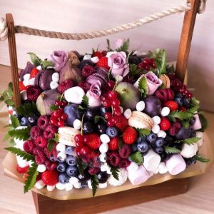 Ящик с ягодами №232 — Букет из фруктов и ягод