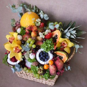 Композиция с фруктами №107 — Букеты из фруктов для мужчин