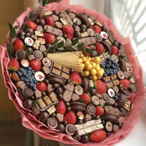 Сладкий букет из конфет №225 — Букеты из конфет